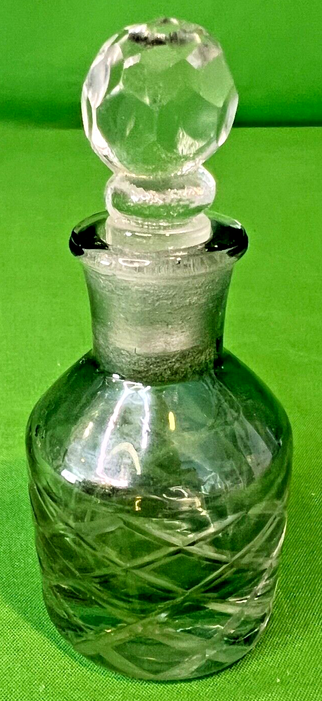 VINTAGE CUT GLASS CRYSTAL PERFUME BOTTLE With Stopper, Blue, 3.5