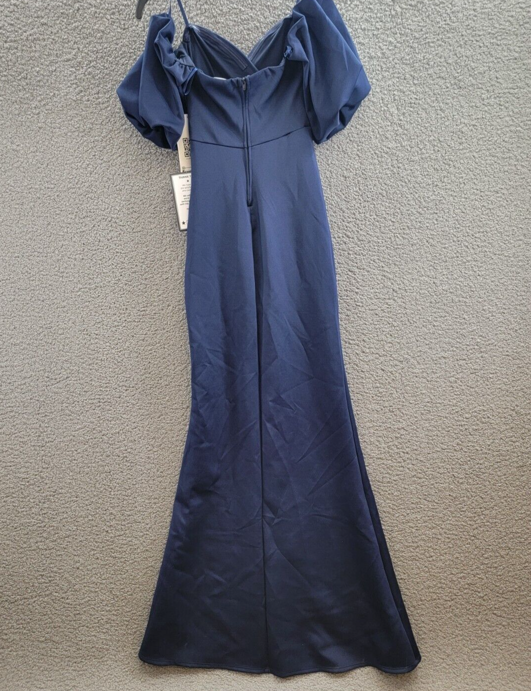 Emerald Sundae Off-the-Shoulder Slit Gown Juniors' XS Navy Sweetheart Neck S/S - Picture 10 of 17
