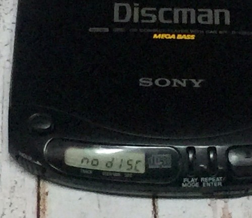 Vintage Sony Discman D-132CK CD Compact Player Black Tested Works