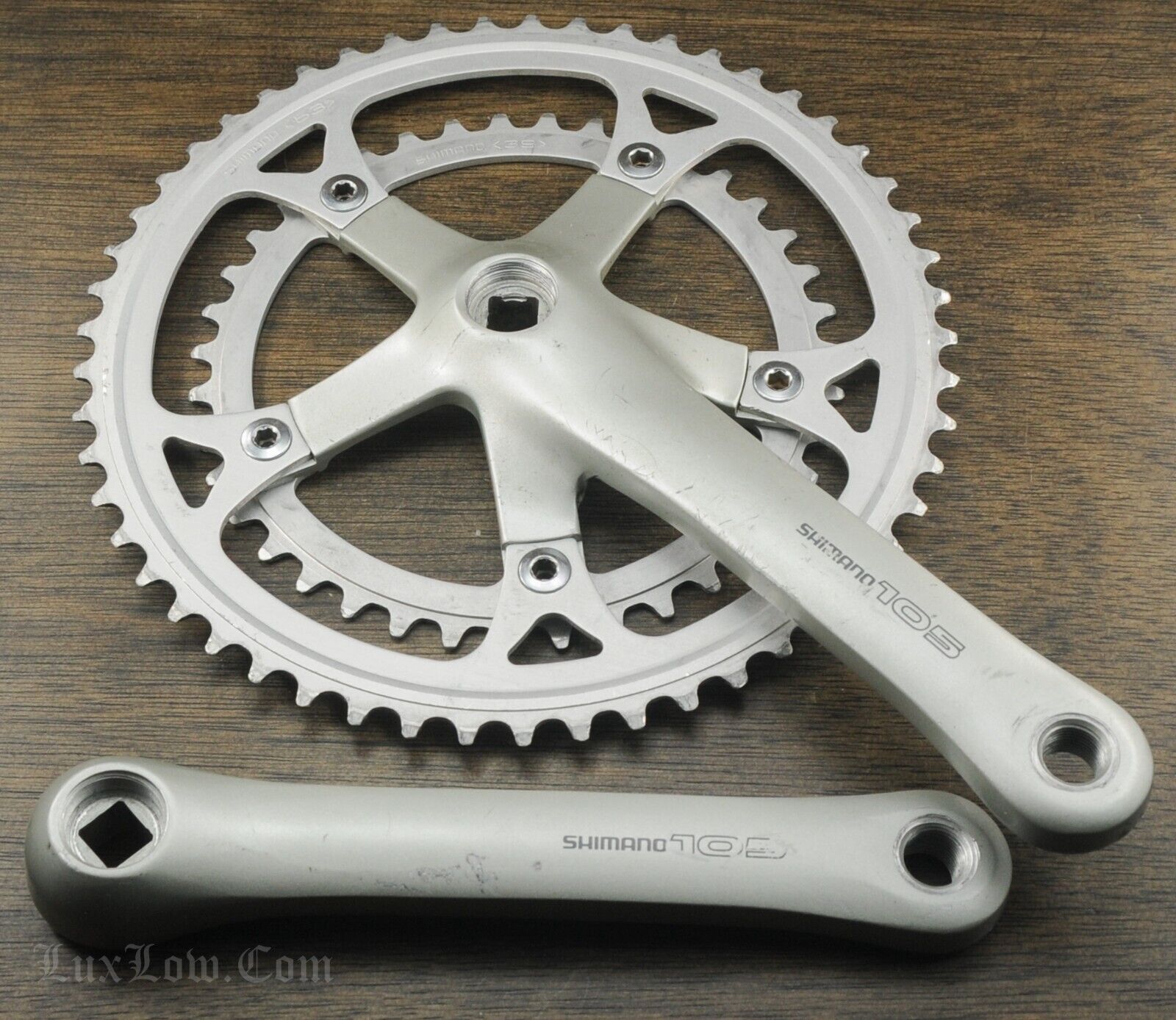Vintage Shimano 105 Road Bike 175mm CRANKS 53t 39t Vintage Shimano 105 Road Bike 175mm CRANKS 53t 39t
