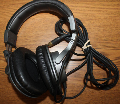 Audio-Technica ATH-M30X Over the Ear Headphone Black AO1090035