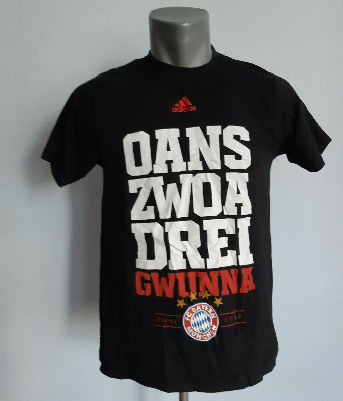 FC Bayern Munchen 2013 Fan T Shirt Adidas Triple Winners Size Boys XL Black