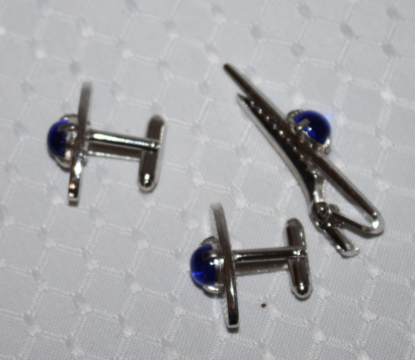 Vintage Anson Cufflinks Tie Clip in Original Box -Cobalt Blue Cabachons & Silver