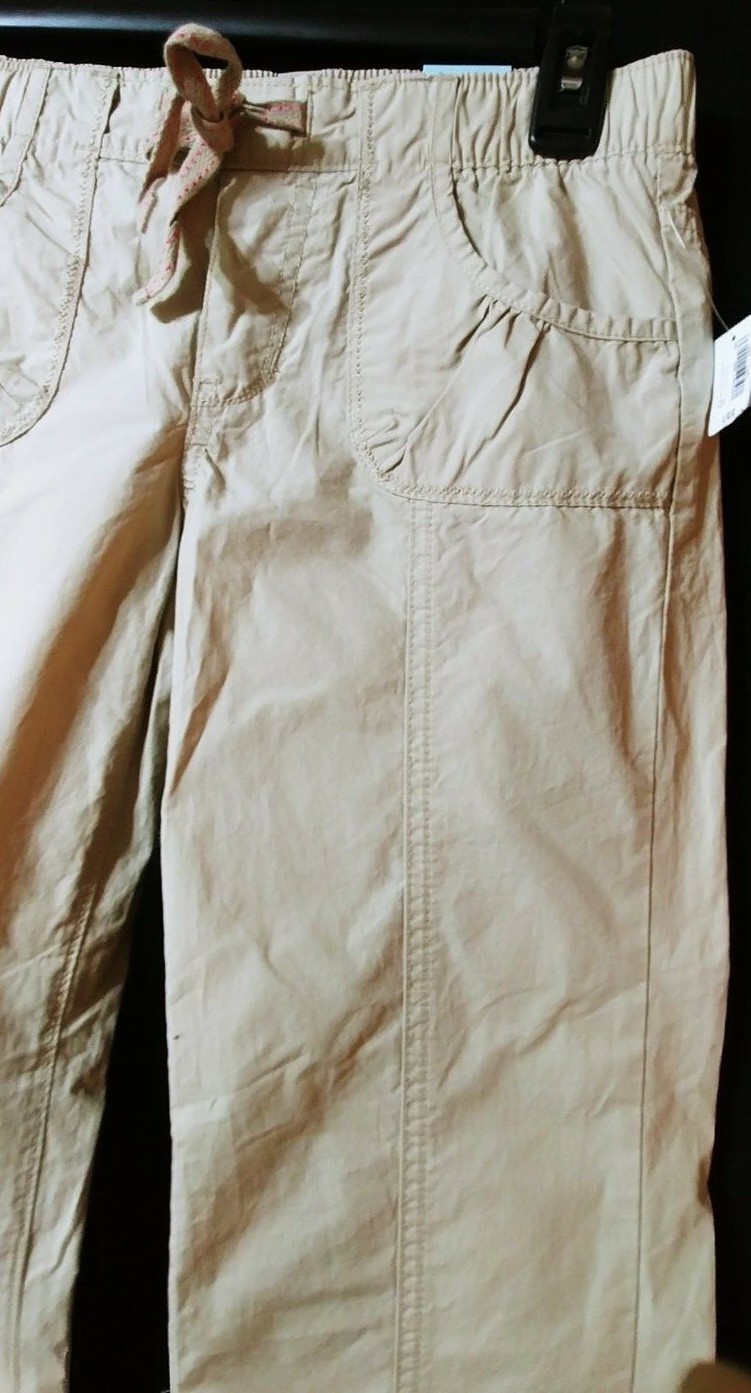 Old Navy Girls Capri Tan Size Large NEW Stylish Elastic Waist Cuffed