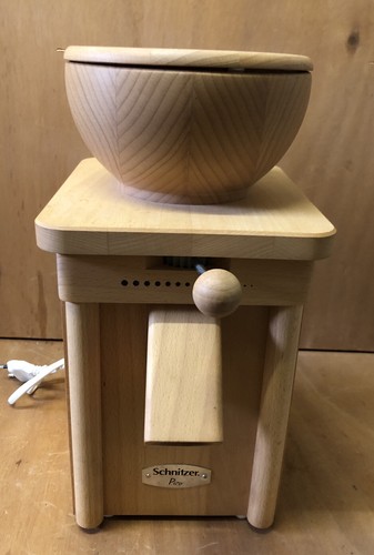 Schnitzer Pico Mühle Getreidemühle