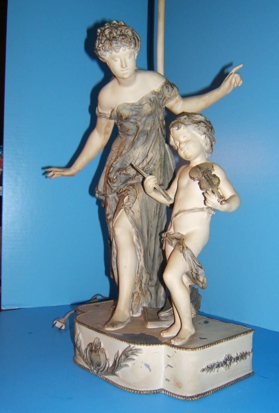 Spelter Figural Lamp Art Nouveau French Country Style 34