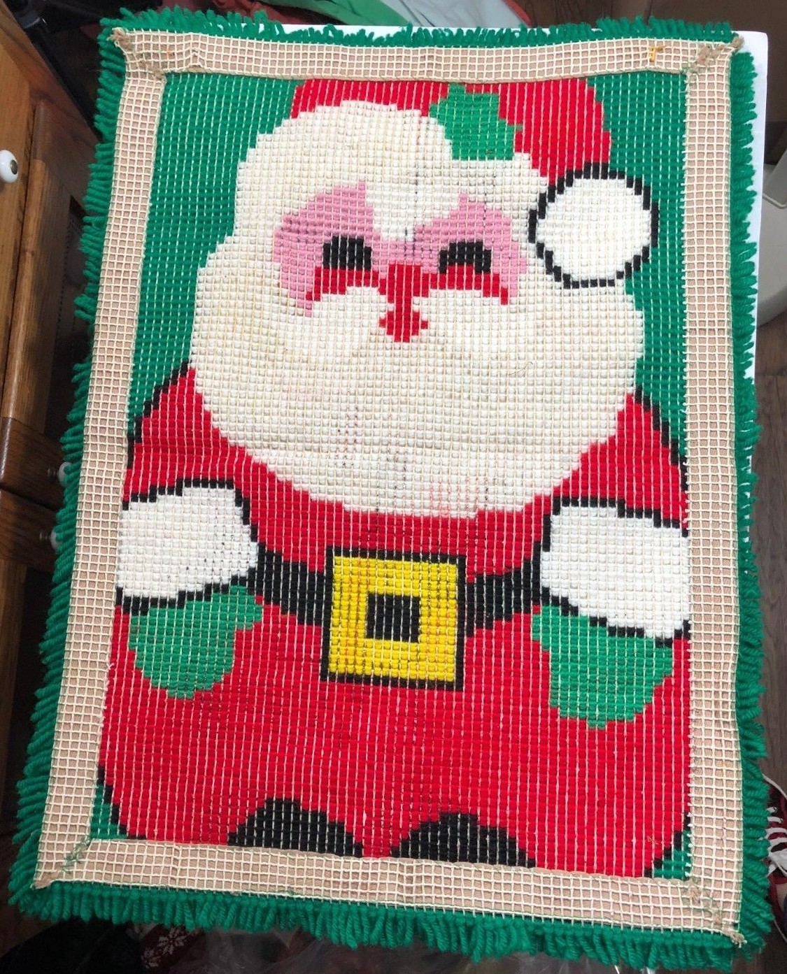 Vintage Completed Christmas Santa Claus Latch Hook Rug Wall Hanging 28