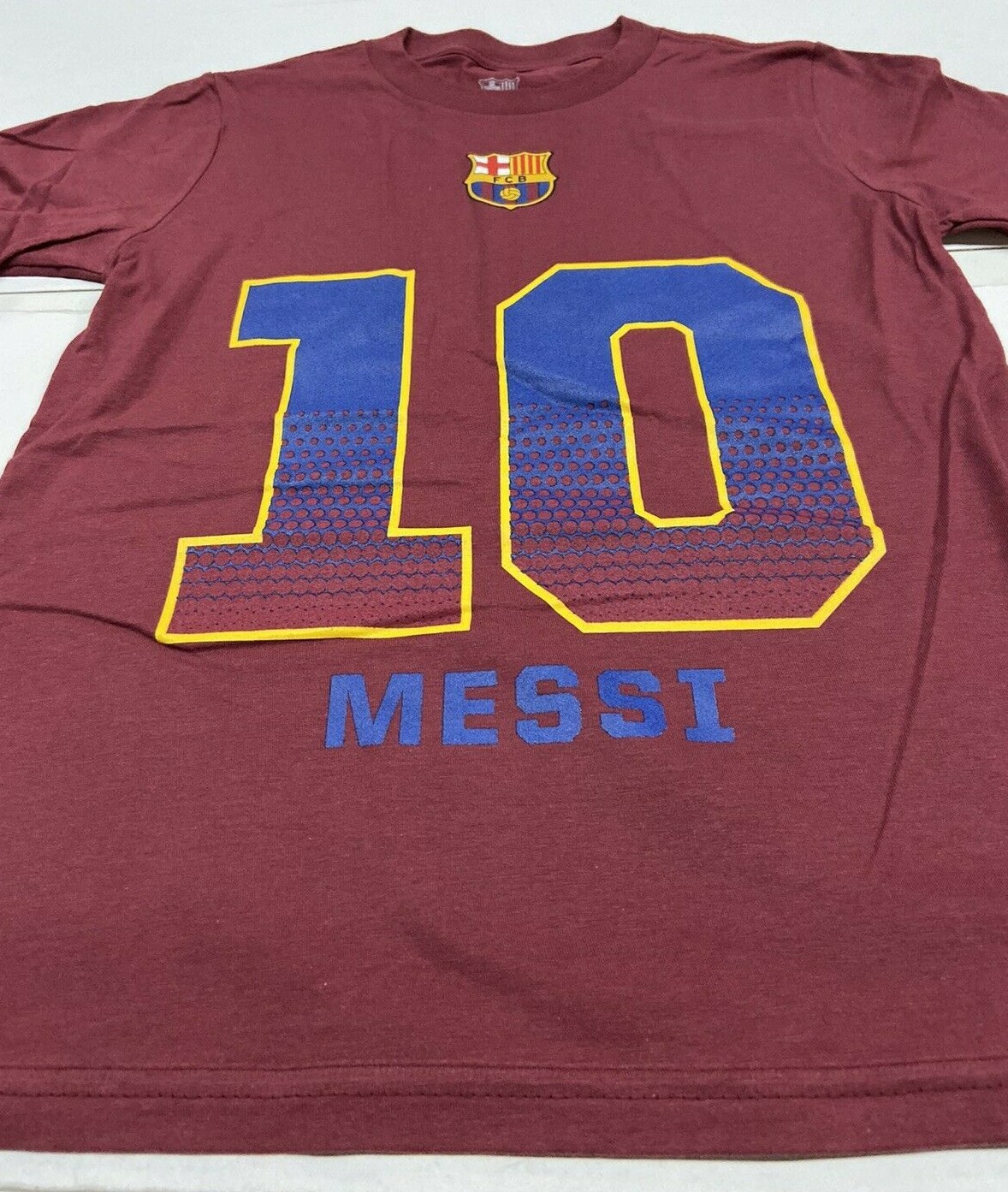 FC Barcelona La Liga Messi # 10 Youth Red Shirt Outerstuff