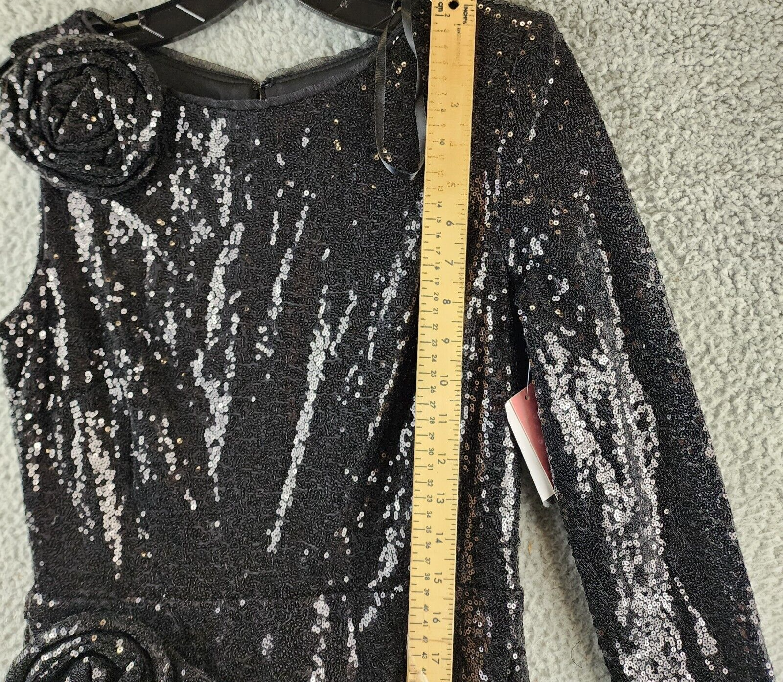 AQUA One Sleeve Sequin Gown Women's 2 Black Rosette Detail Back Zip Closure L/S - Picture 8 of 16
