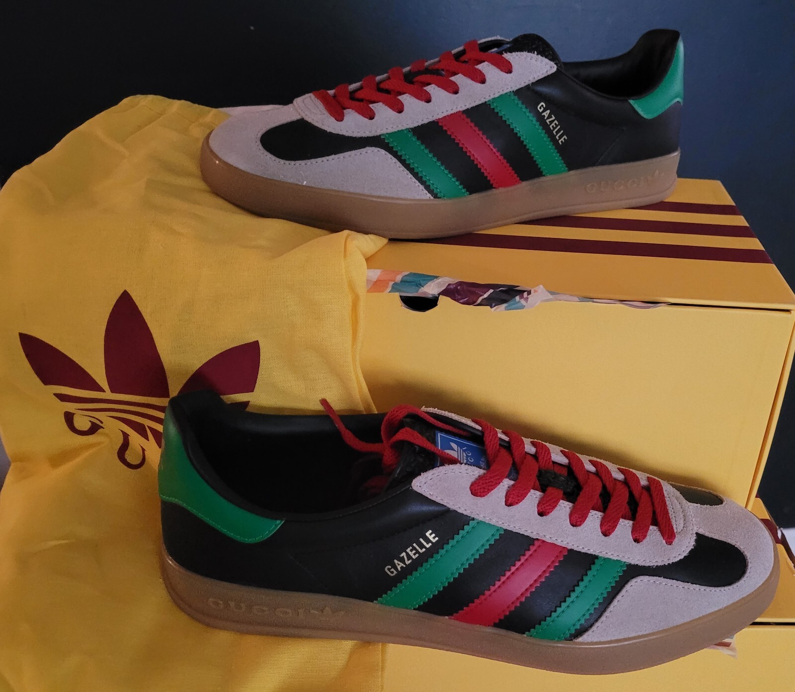 NEW AUTHENTIC GUCCI x ADIDAS GAZELLE 'BLACK GREEN RED' GUCCI NEW AUTHENTIC GUCCI x ADIDAS GAZELLE 'BLACK GREEN RED' GUCCI