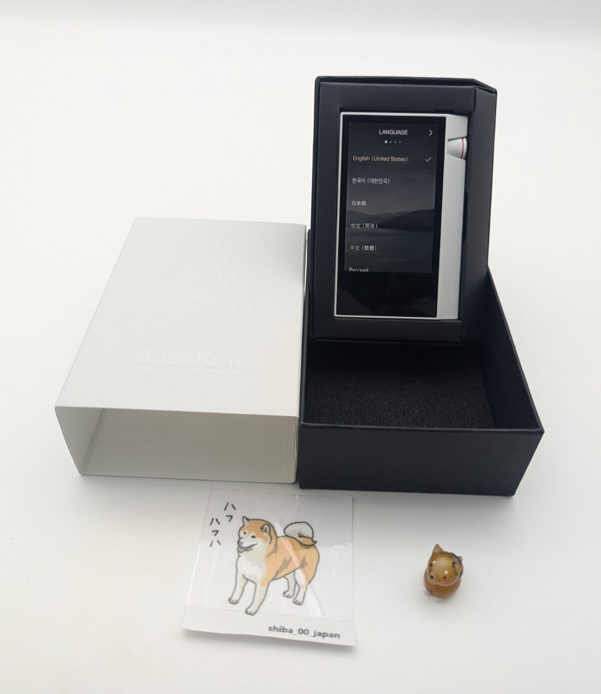 Iriver Astell & Kern AK70 64GB Limited Mirage White Hi-Res Iriver Astell & Kern AK70 64GB Limited Mirage White Hi-Res