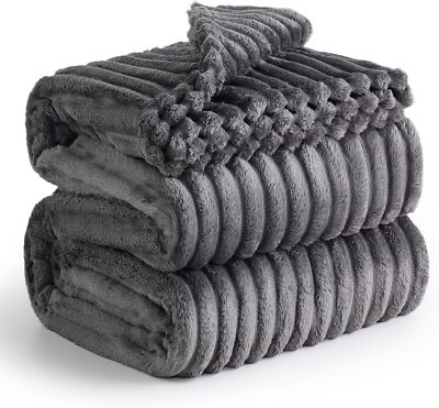 Bedsure Grey Fleece Queen Blanket for Couch - Super Soft Cozy Blankets for Women