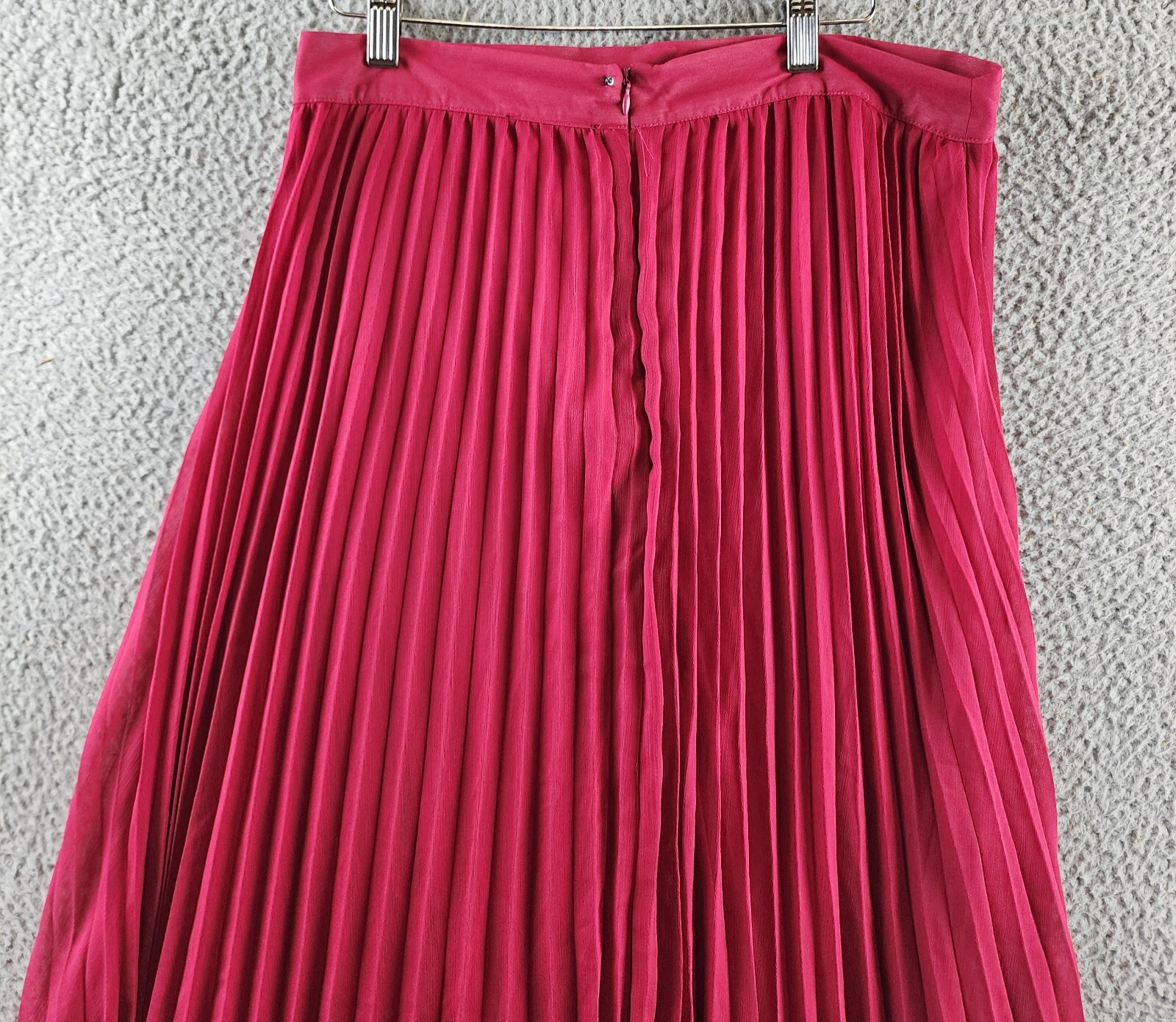 Adrienne Landau Onyx Pleated A Line Skirt Women's L Maroon Zipper Back Closure - Picture 15 of 15