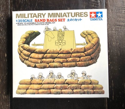 Tamiya Military Miniatures 1:35 Sand Bags Set 35025 NIB