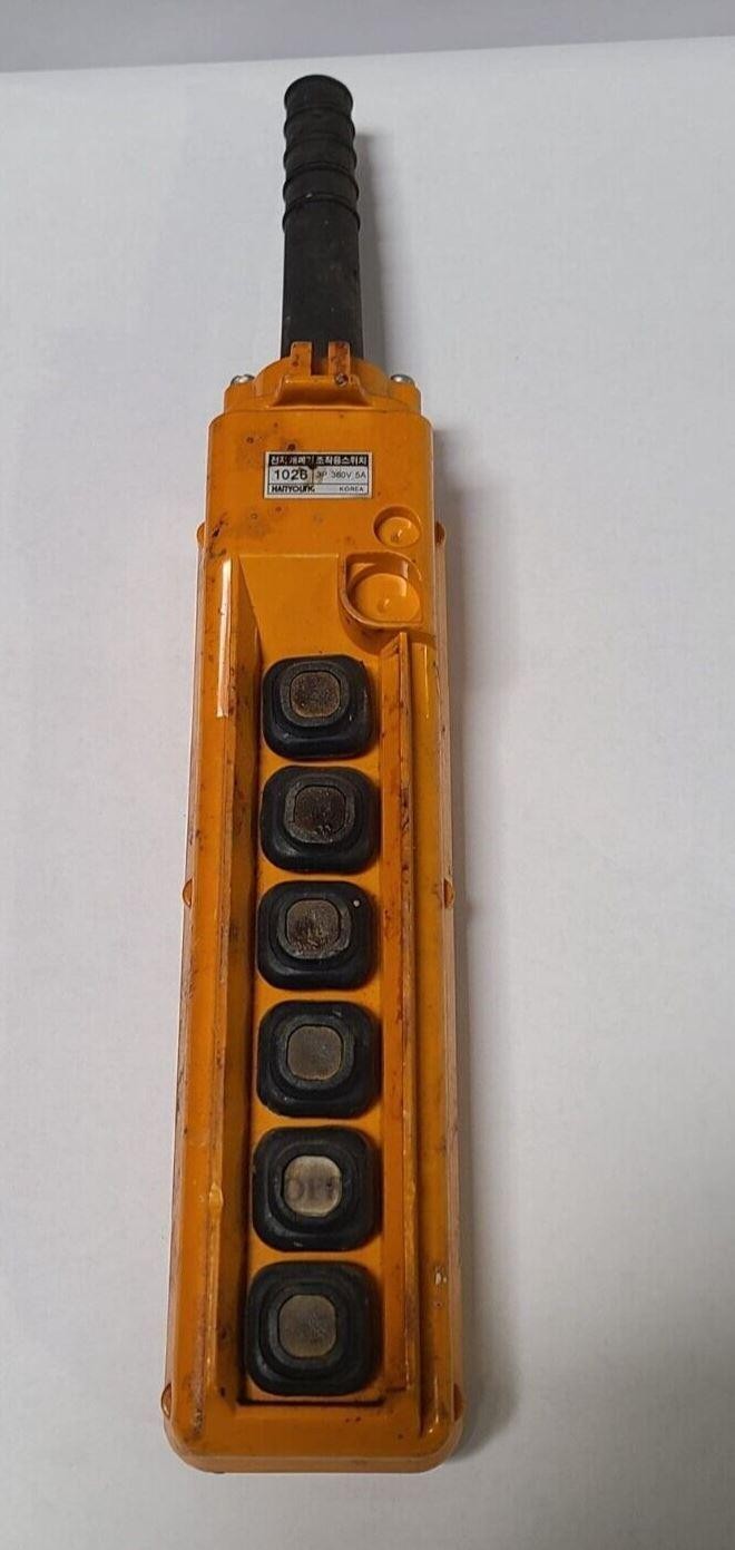 HANYOUNG 1026 3P 380V 5A Emergency Stop Switch