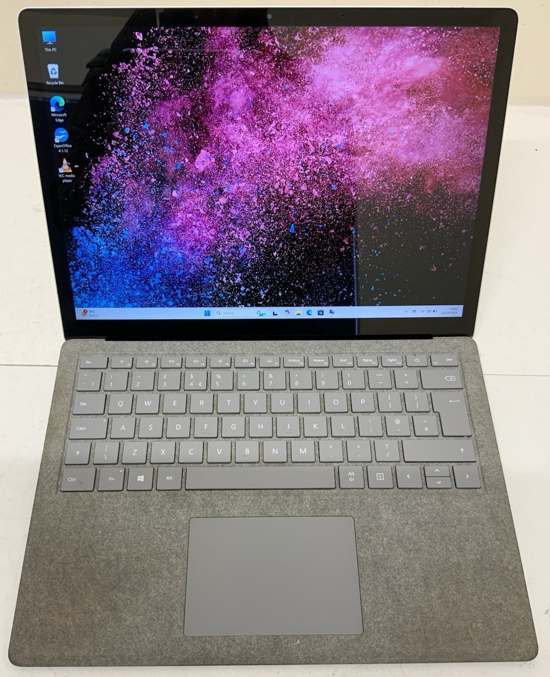 Microsoft Surface LAPTOP2 model:1769『Core i5(8350U) 1.7Ghz/RAM