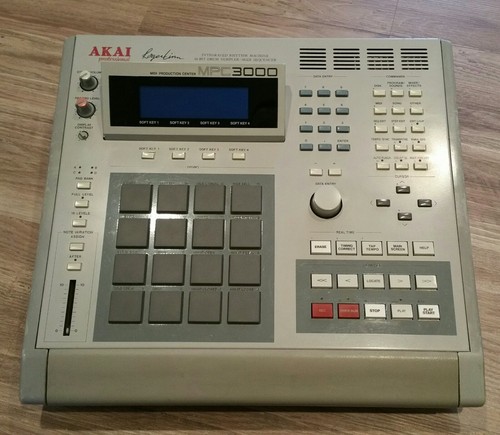 AKAI MPC 3000 sampler New tact switches , 32mb memory, back light