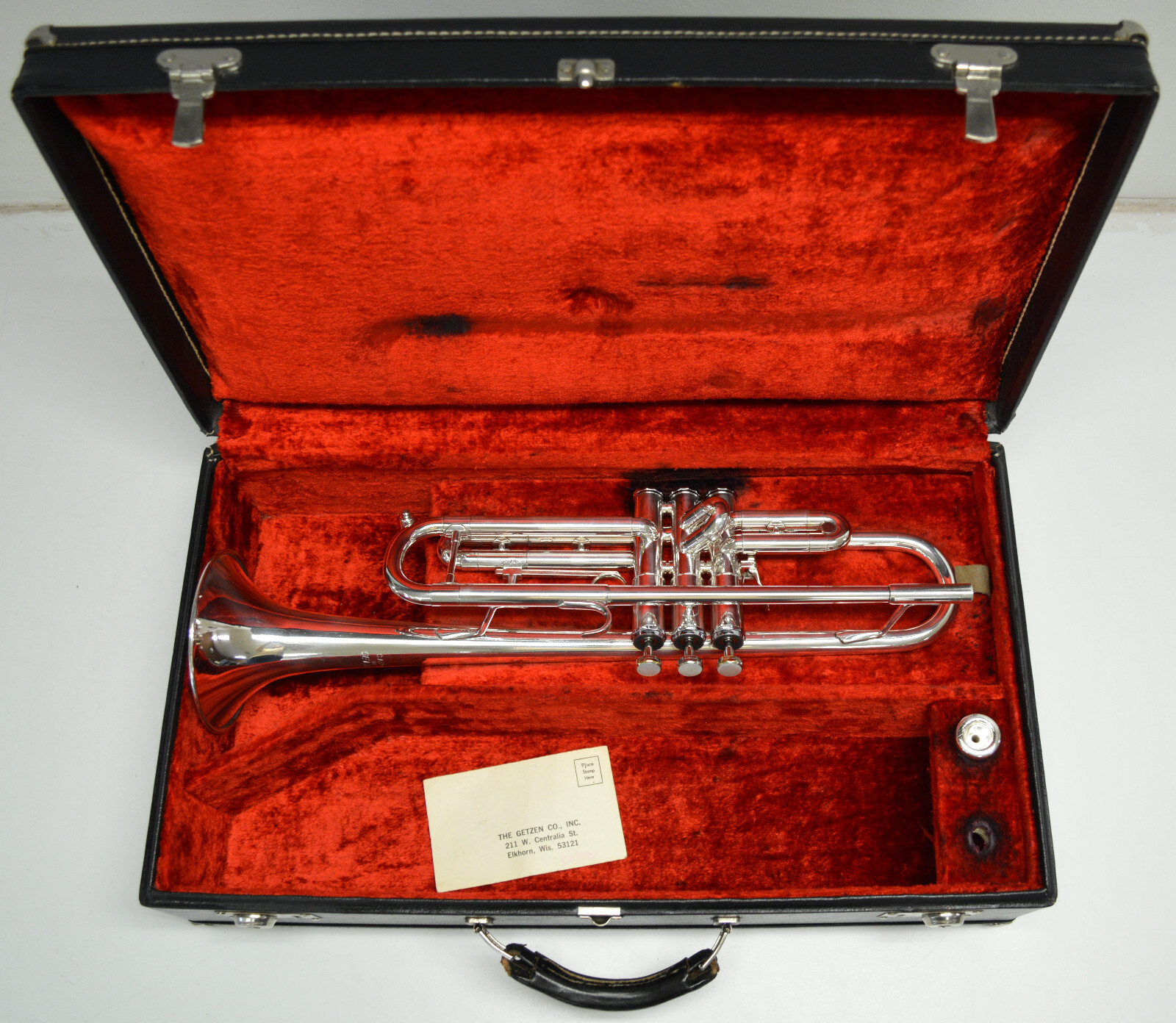 GETZEN CAPRI 590S SILVER TRUMPET W/CASE & 5C MOUTHPIECE GETZEN CAPRI 590S SILVER TRUMPET W/CASE & 5C MOUTHPIECE