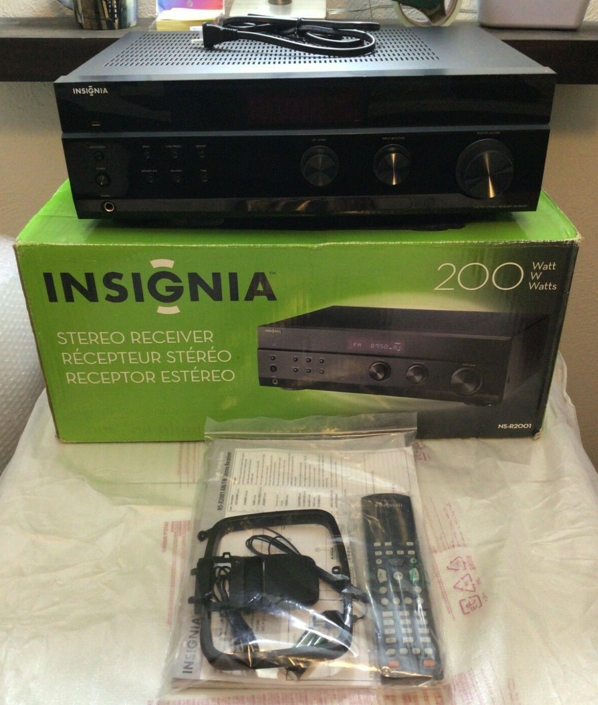 Insignia NSR2001 AM/FM Stereo Receiver 200 Watt Black CompleteのeBay公認