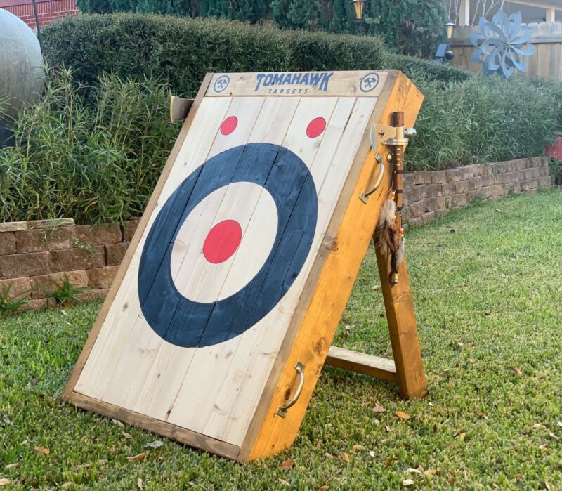 Tomahawk Targets - Foldable Wooden Axe and Knife Throwing Target 