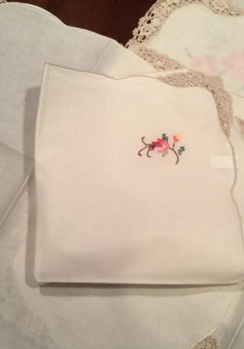Vintage CreamPink linen Luncheon set, 4 sets, placemats and napkins, embroidered