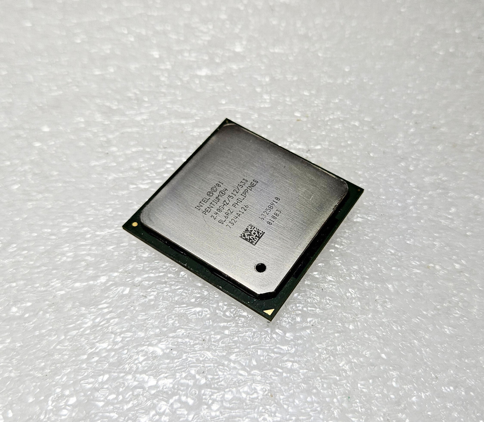 Intel Pentium 4 2.4 GHz | 2.40GHZ | 512 KB L2 Cache | 533