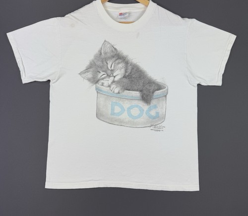Vintage 90's Hanes Animal Tee Cat Sleeping Cute Dog Logo