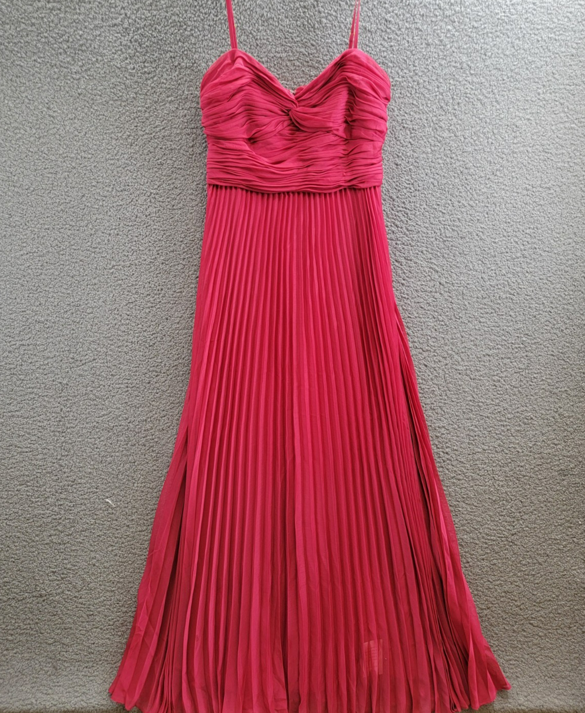 AQUA Pleated Chiffon Gown Women's 12 Red Solid Sweetheart Neck Back Zip Closure - Picture 2 of 18