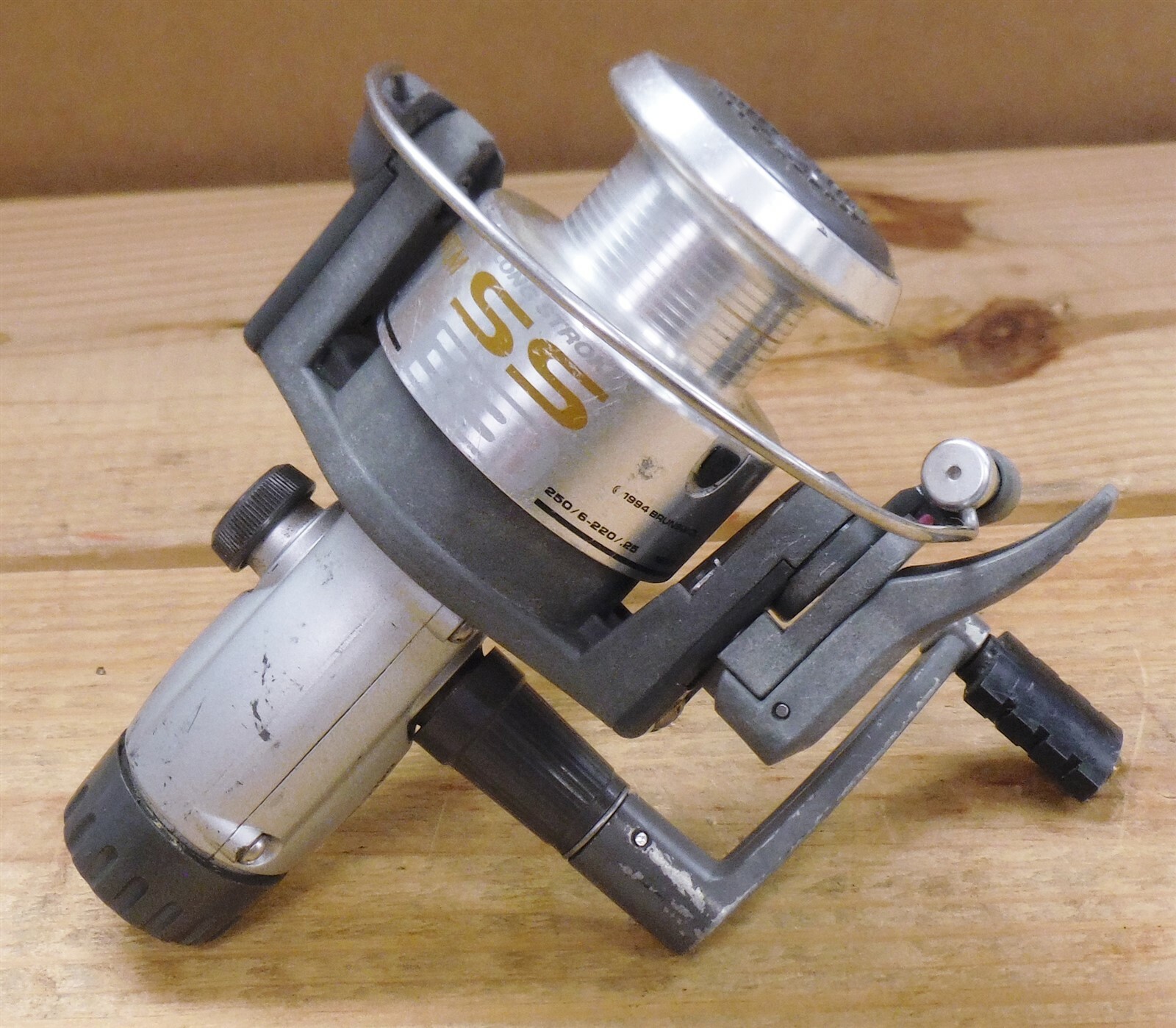 Vintage Zebco Quantum SS3 - Long Stroke - Spinning Fishing Reel FREE SHIP c02