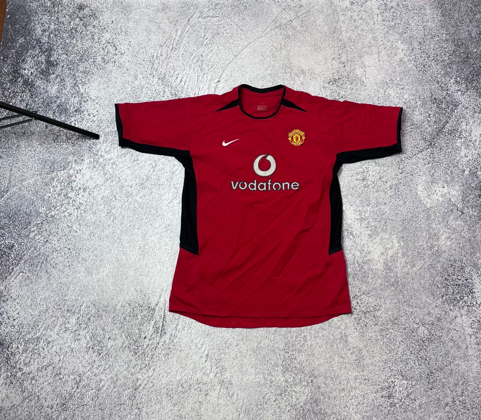 Nike マンチェスターユナイテッド vodafone ノースリーブ　ジャージ OjpidCsheehJRFMXZvl8tE8vZ7FdqJ