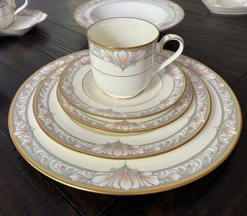 Noritake ノリタケ Barrymore バリモア キャセロール 両手鍋 Noritake ノリタケ Barrymore バリモア キャセロール 両手鍋