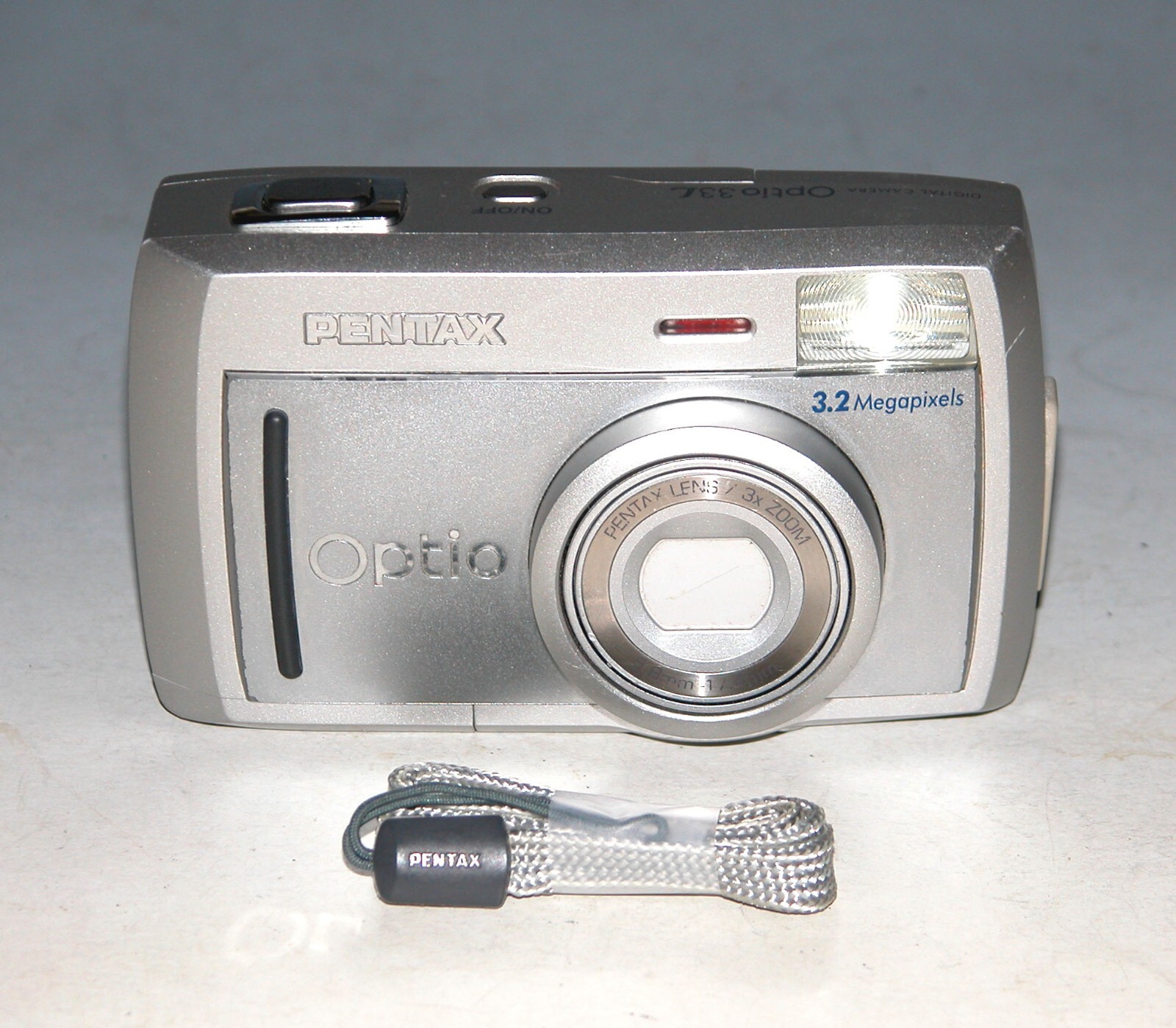 PENTAX Optio 330GS シルバー 単3電池式 ペンタックス、320万画素3倍ズーム機「オプティオ330GS」