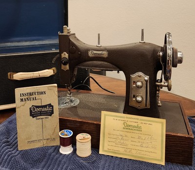 Domestic Rotary Electric Sewing Machine Series 153 W/ Manual - TESTED&WORKING 
