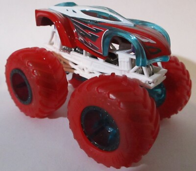 Hot Wheels Monster Trucks El Superfasto #3/5 Giant Red Wheels Very Rare HTF 2020