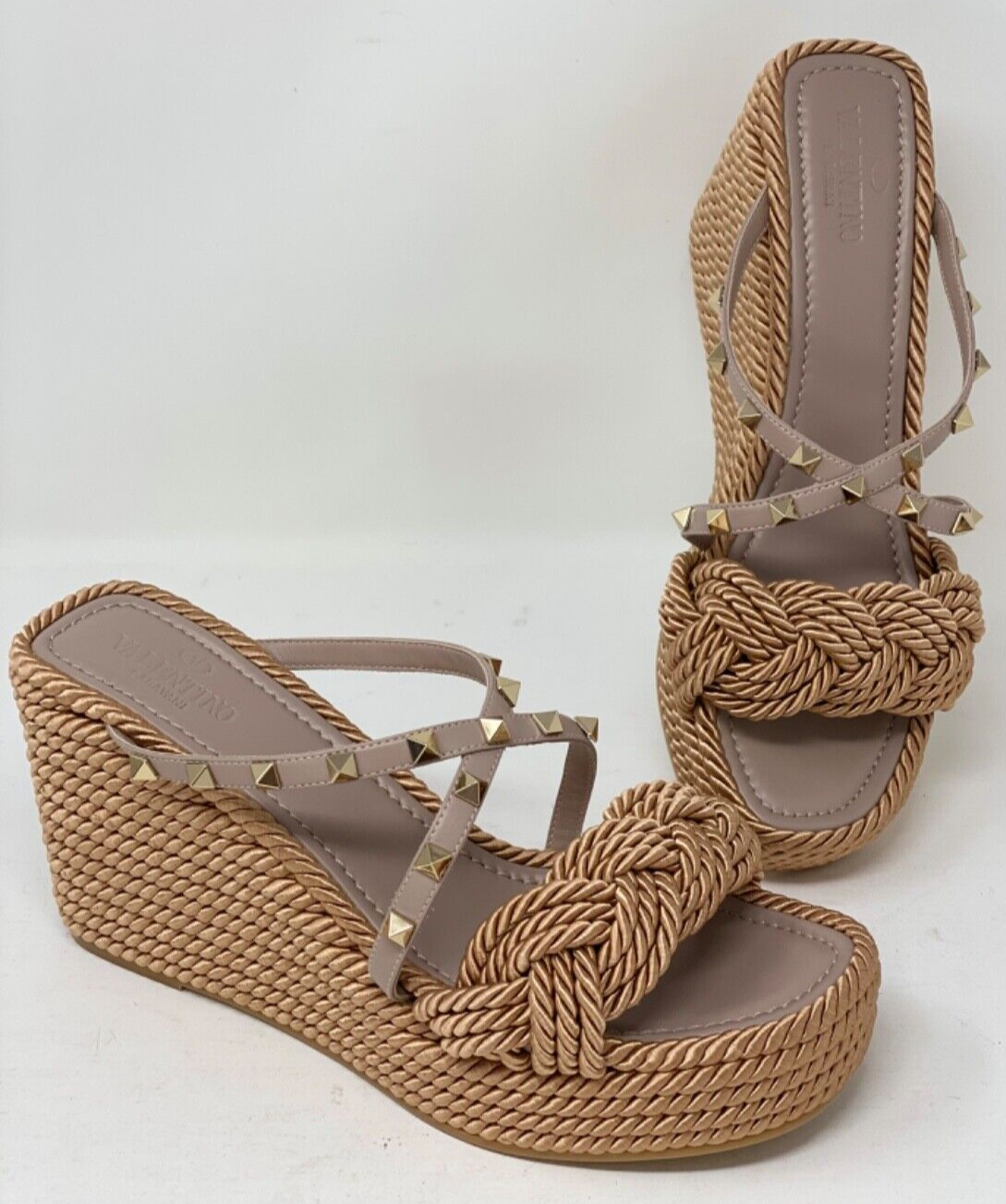 ☆大人気ライン☆ VALENTINO ROCKSTUD WEDGE SANDALS NIB Valentino Garavani Rockstud Double Espadrille Wedge