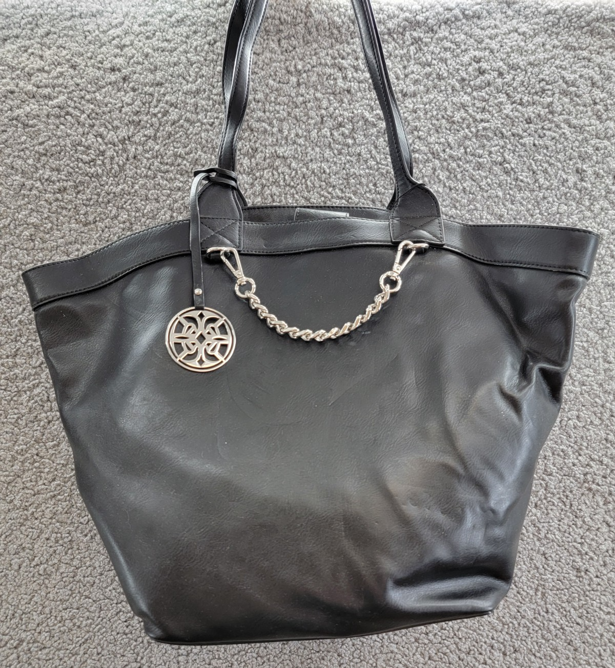 Circus by Sam Edelman Canyon Faux Leather Chain Detail Tote Handbag Womens Black - Picture 2 of 13