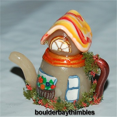 BOULDER BAY THIMBLE - FIMO HAND CRAFTED SHAPED TEAPOT TEA HOUSE & GNOME NEW