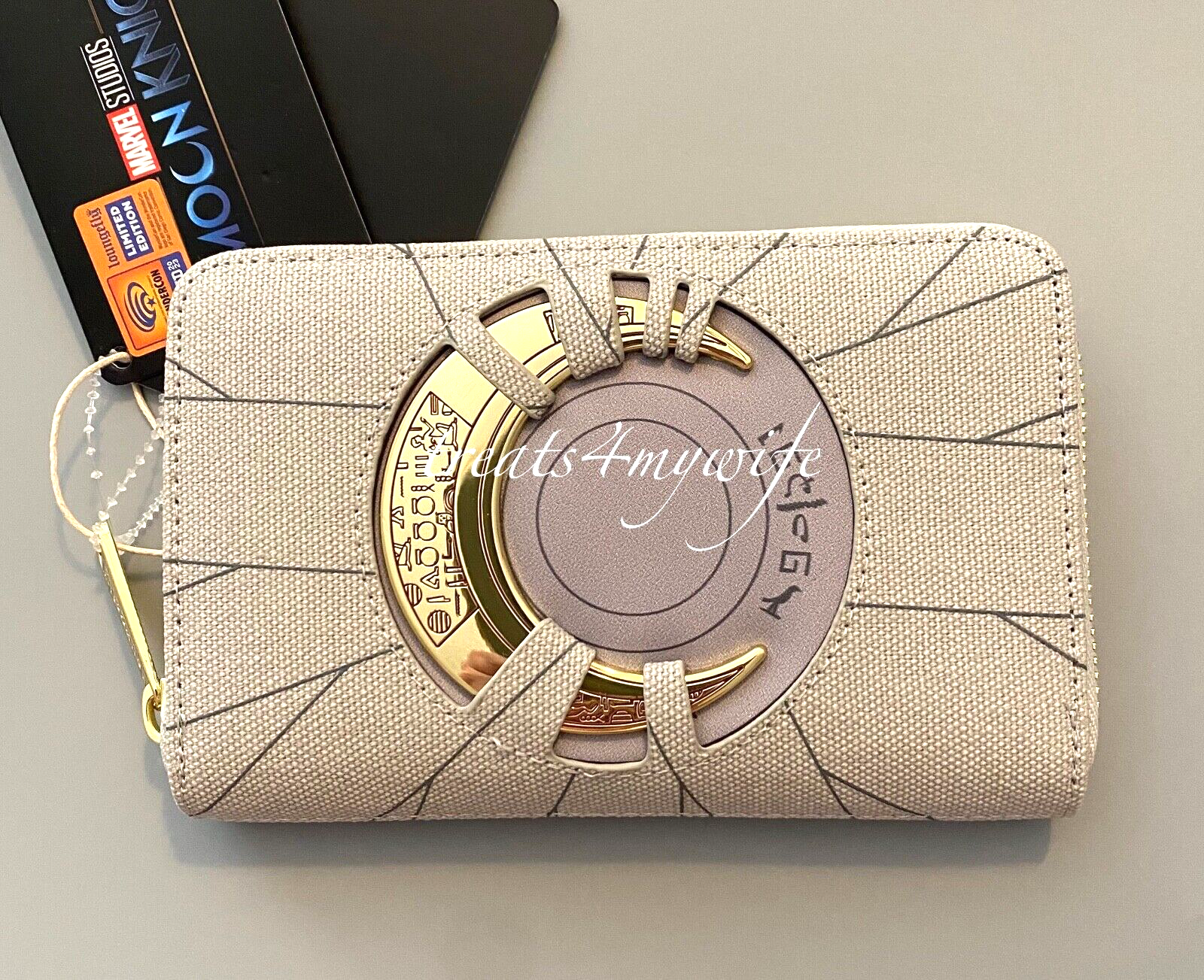 ☆Loungefly☆WonderCon Limited Edition Zip Around Wallet WonderCon Limited Edition Futurama Slurm Glow Accordion Zip