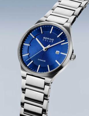 Pre-owned Bering 15239-777 Solar Mens Watch 39mm 10atm