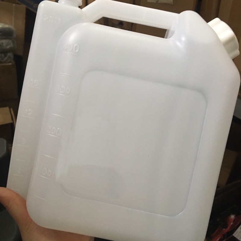 1/2/4L 2-Stroke Fuel Mixing Bottle For Trimmer Chainsaw Oil Fuel Mixing Storage