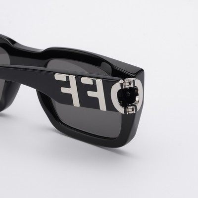 Pre-owned Off-white Oeri125s24pla0011007 Hays Black Sunglasses