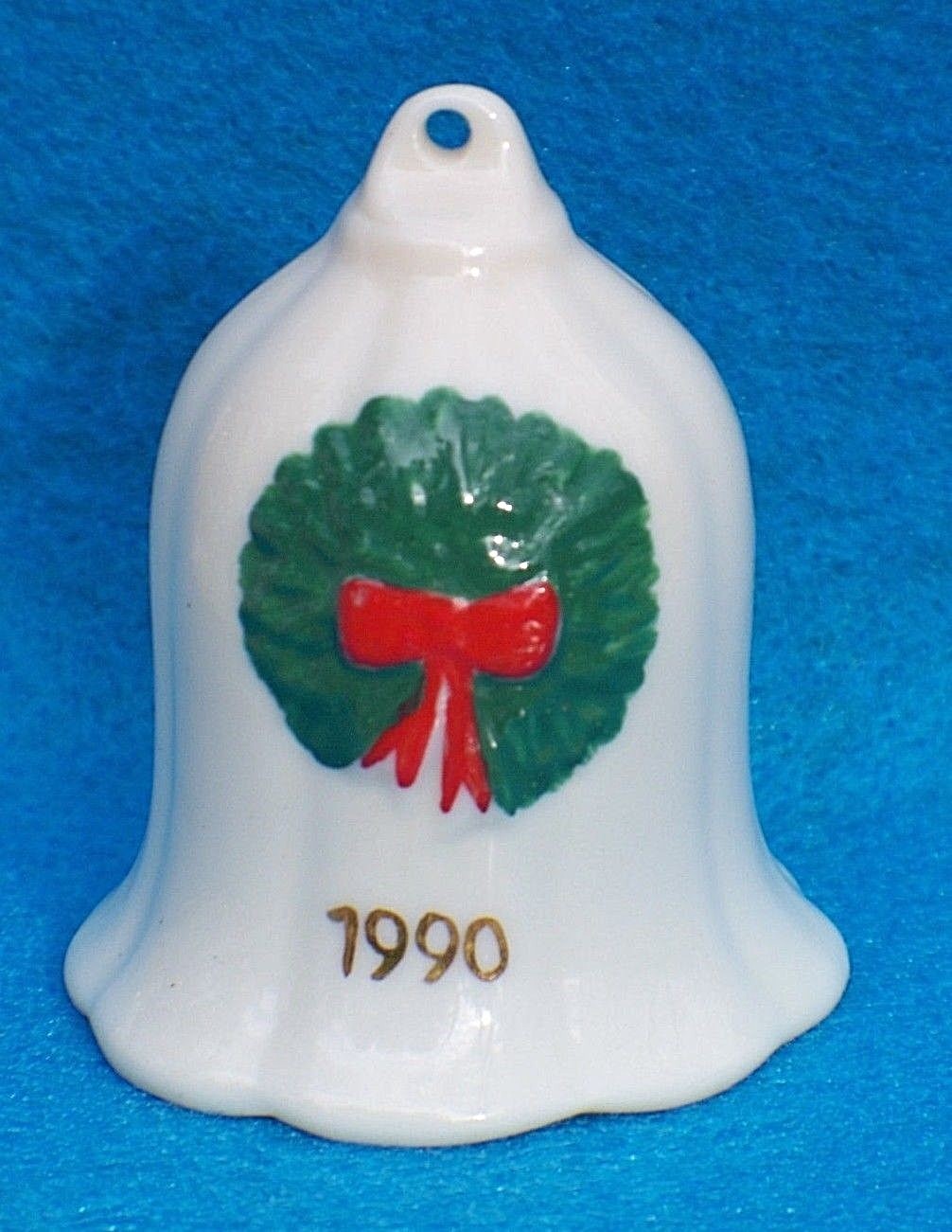 1990 BELLEEK IRELAND DELICATE CHRISTMAS BELL ORNAMENT