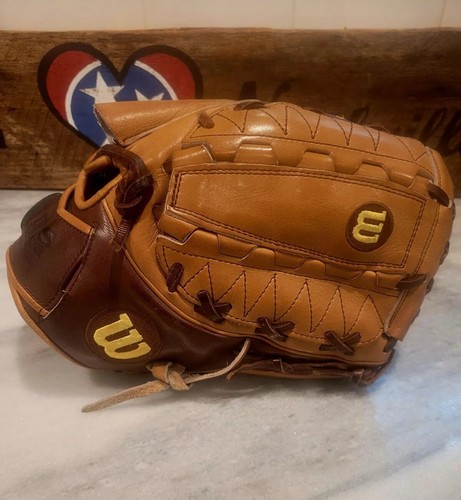 Wilson A2K フルオーダー ほぼ未使用 11.5インチ ウェブ交換済 Wilson A2K フルオーダー ほぼ未使用 11.5インチ ウェブ交換済