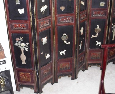 ELMWOOD SCREEN WITH JADE INLAID & ANTIQUE CARVED PANELS will be closing store wi