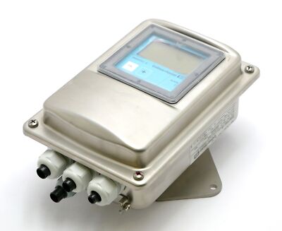 Endress+Hauser Smartec-S CLD132-WVA138AB2 24V IP67 + Halterung -unused/Attn-