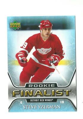 Steve Yzerman Red Wings UD Rookie Finalist Card # 71  *162A. rookie card picture