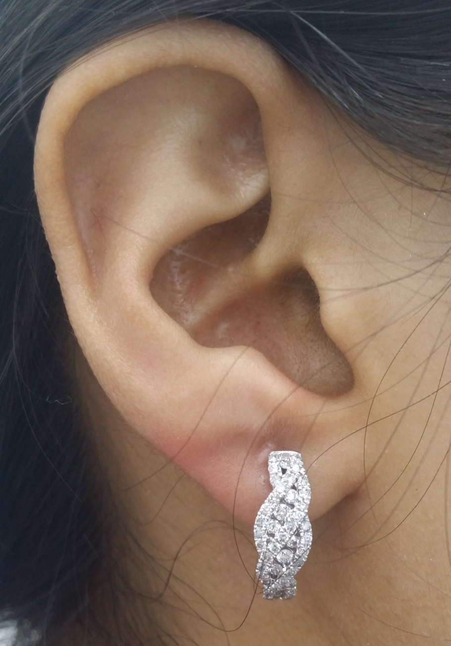 Pre-owned Handmade 0.90 Carat Natural Round Diamonds Hoops Huggies Earrings In 14k Gold In White