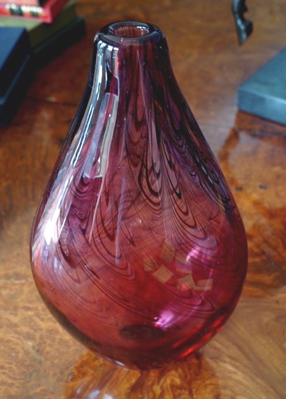 A Stunning Vintage Large Murano Cranberry Glass Vase Gimmu