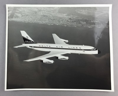 DELTA AIR LINES CONVAIR CV-880 LARGE OFFICIAL VINTAGE DELTA STAMPED PHOTO DL