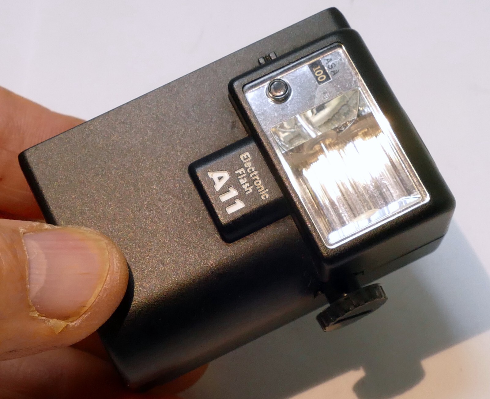 美品 XA2 Electronic flash A11 モルト交換済 B721 Olympus A11 Flash for XA XA2 XA3 - Does not work, AS IS for